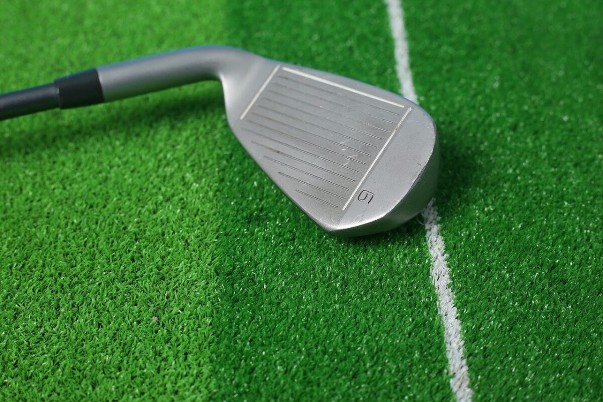 5 accessoires indispensables pour le golf