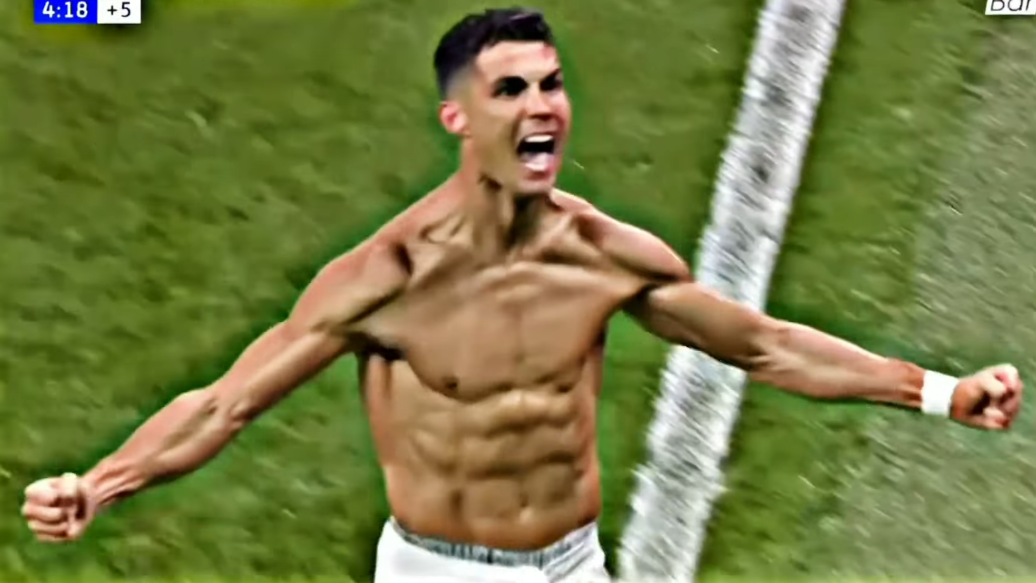 Cristiano Ronaldo Shirtless